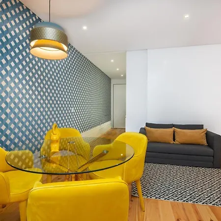 Apartment Low Cost Parking - Private Garden - Almada 392 Porto