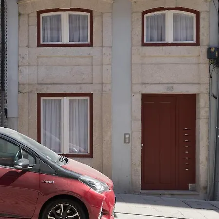Low Cost Parking - Private Garden - Almada 392 *